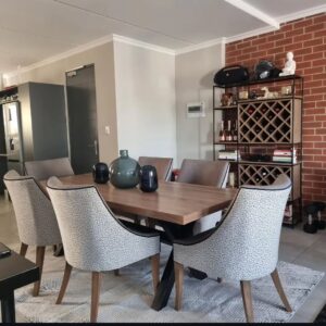 6 seater Wooden dinning set